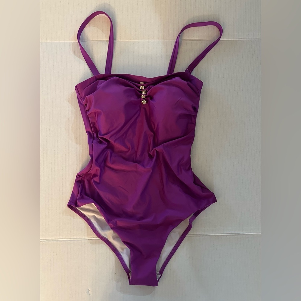 Tara Grinna One Piece Padded Bra Swimsuit With Adjustable or Strapless. NWT